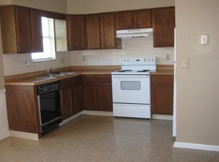 3612 N Chouteau Trfy APT A, Kansas City, MO 64117