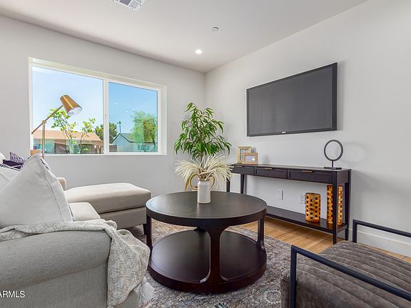 4th image of 7508 E TAYLOR Street