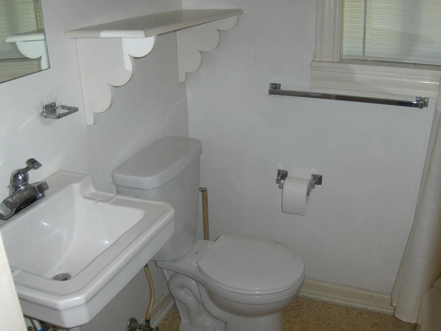 1 bed, 800 sqft, $1,150 — Photo 4
