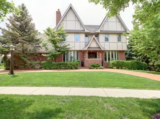 3107 Countrybend Ln, Champaign, IL 61822