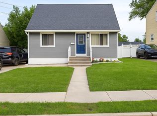 26 Wilson Ave, Bellmawr, NJ 08031