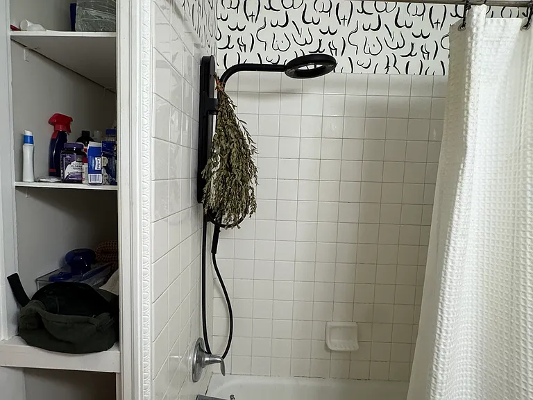 2325 Grand Ave S #207 — Photo 13