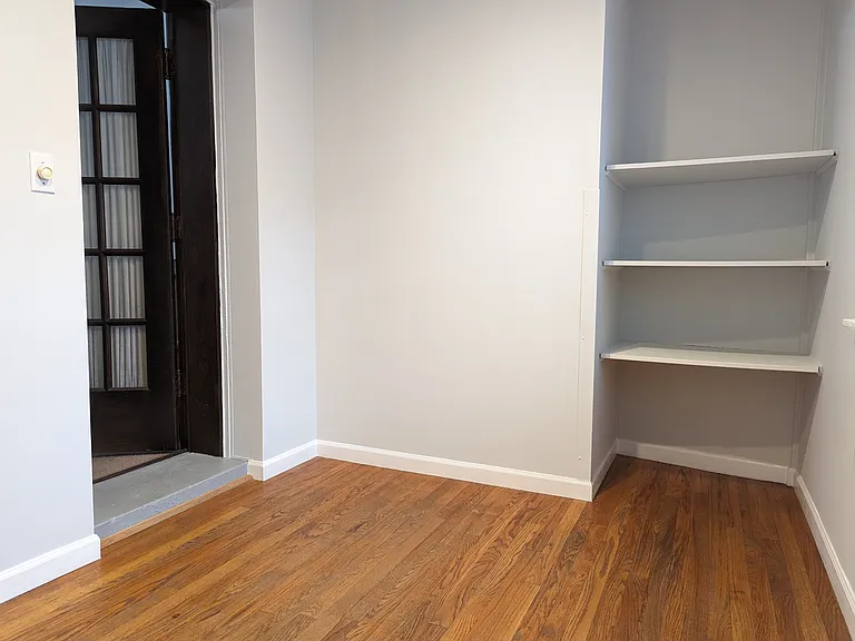5650 N Spaulding Ave #2 — Photo 18