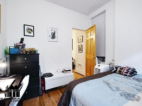 5th image of 647 Franklin Ave APT 1LR