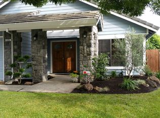 616 Berlin Way, Patterson, CA 95363