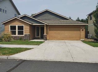 3006 NE Red Oak Dr, Bend, OR 97701