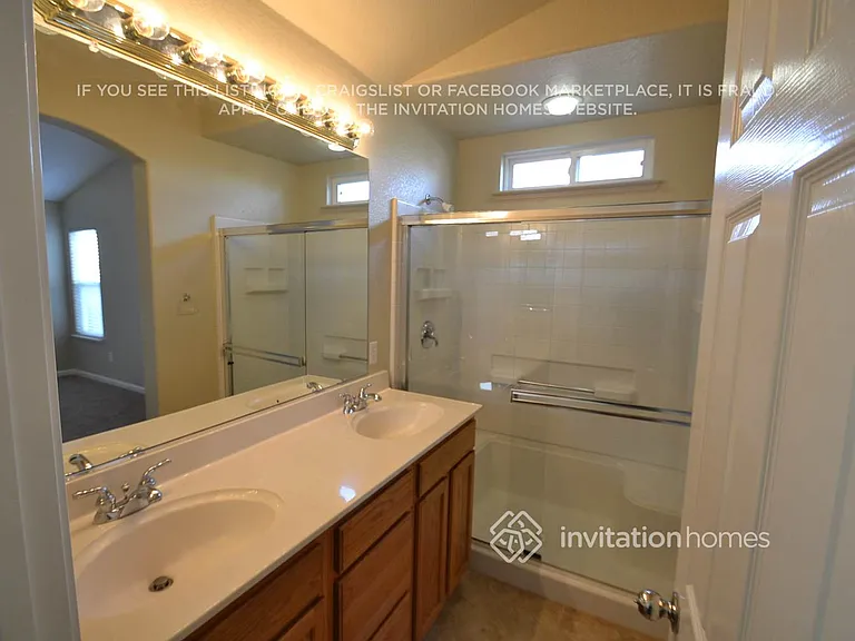 7479 Damascas Dr — Photo 6