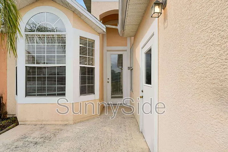 3 bed, 2.0 bath, 1000 sqft, $1,695 — Photo 3
