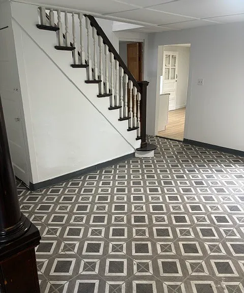 389 Main St — Photo 9