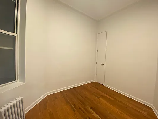 Rented by Dynamik Realty | media 9