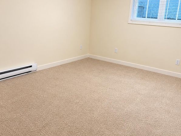 5 bedroom rental in Vancouver — photo 8