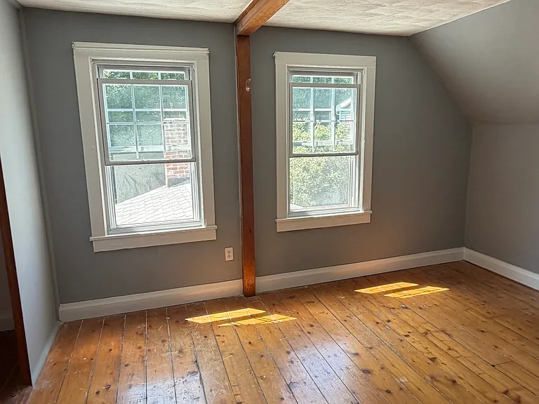 7 Central Ave — Photo 24