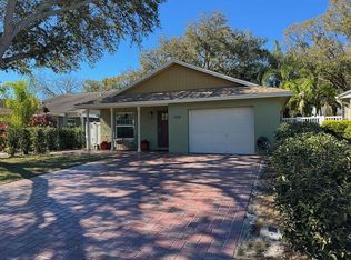 528 Sheridan Dr, Palm Harbor, FL 34684