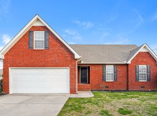 1204 Red Oak Ct, Murfreesboro, TN 37130