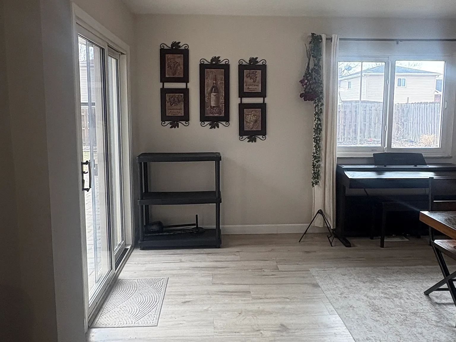 4 bed, 2124 sqft, $3,500 — Photo 4