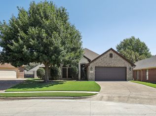 7509 Bunker Ct, Benbrook, TX 76126