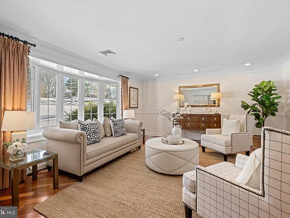 3rd image of 3663 Wyola Dr