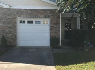 8331 Martello Ln, Raleigh, NC 27613