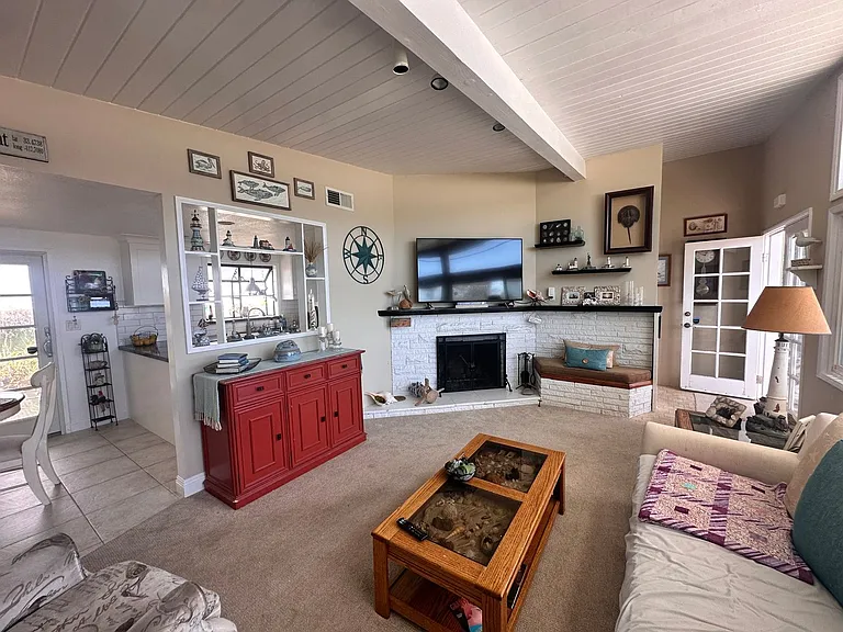 25235 La Cresta Dr — Photo 6