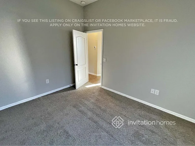 4924 Canterbury Dr — Photo 12