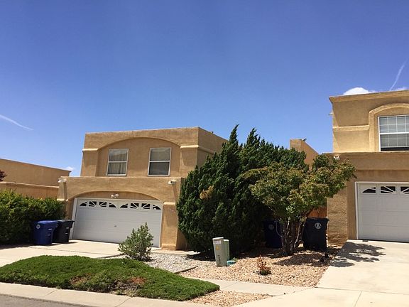 2nd image of 3619 Calle Pino NE