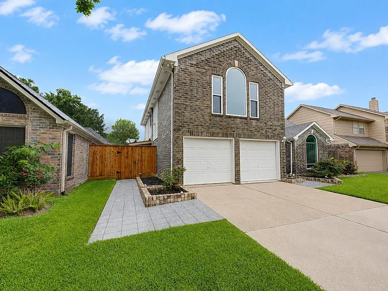 21450 Park Post Ln — Photo 7