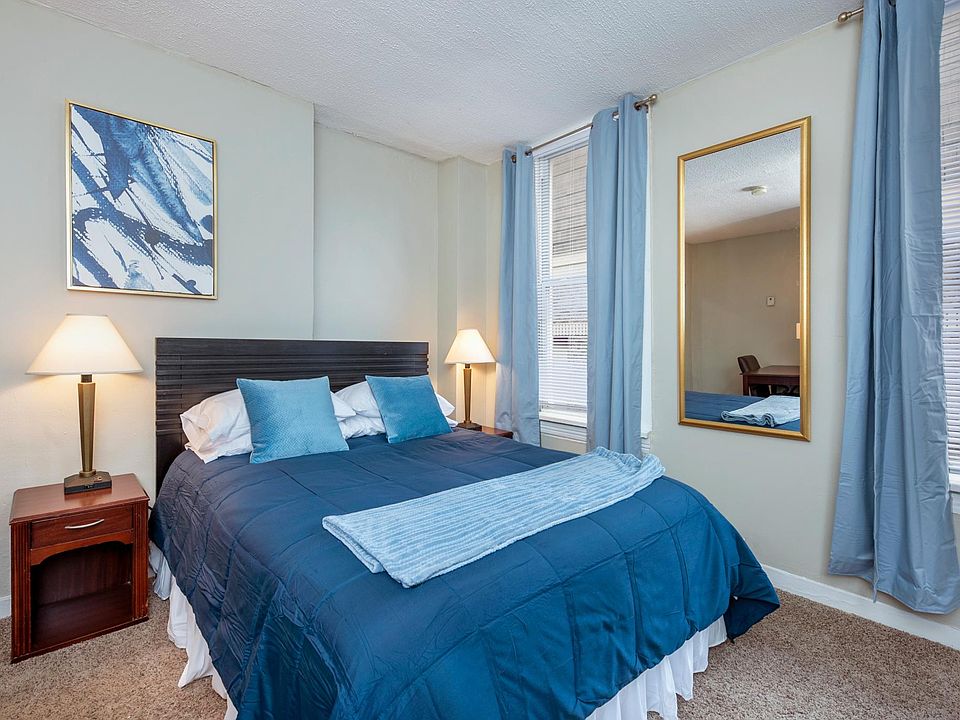 1st image of 144 W 9th Ave #3