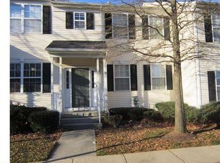 6 Uxbridge Dr, Robbinsville, NJ 08691