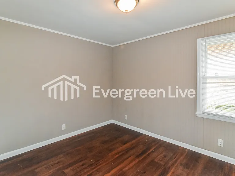 3678 Windemere Dr — Photo 11