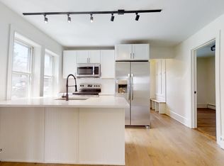 37 Vernon St #1, Providence, RI 02903