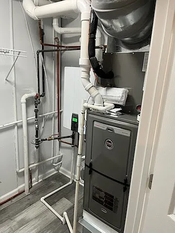 1 bed, 700 sqft, $1,850 — Photo 4