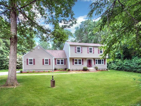 41 Highland Road, Oxford, CT 06478