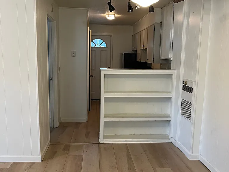 60 Yacht Club Dr NE #10 — Photo 5