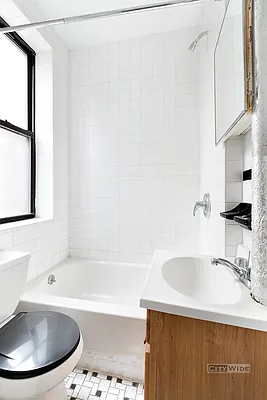 Rented by City Wide Apartments | media 5