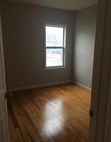 Bedroom 1 (carpeted)