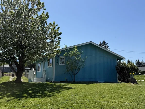 910 W 16th Street, Port Angeles, WA 98363