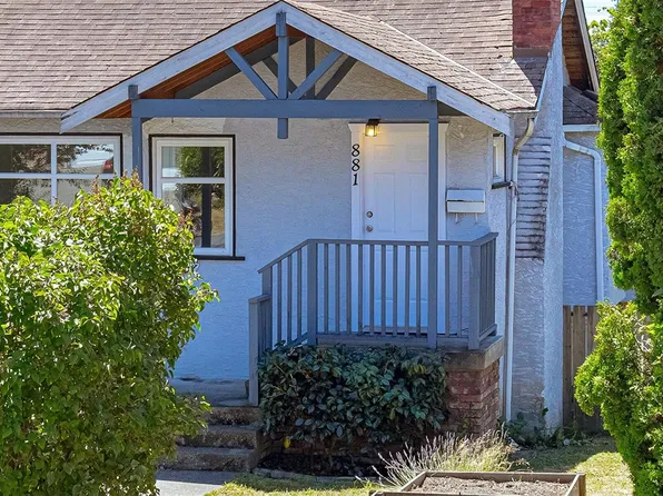 881 Leslie Dr, Saanich, BC V8X 2Y3