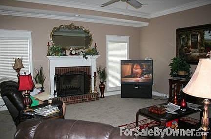 Spacious Living Room