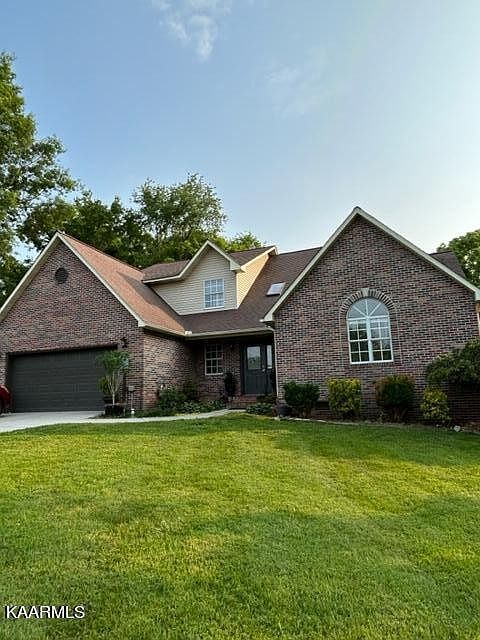 1st image of 564 Hallmark Ln