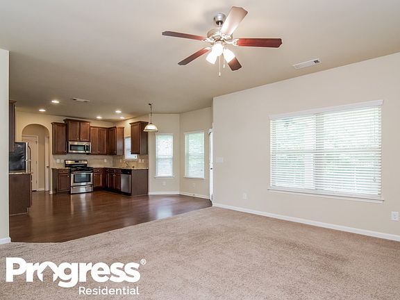3rd image of 5565 Hedge Brook Dr