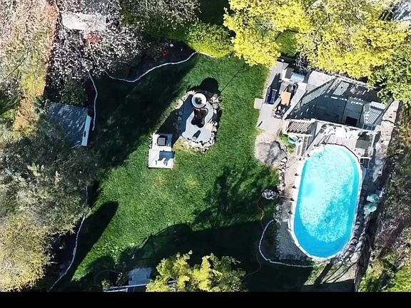 4th image of 4 Crosby St
