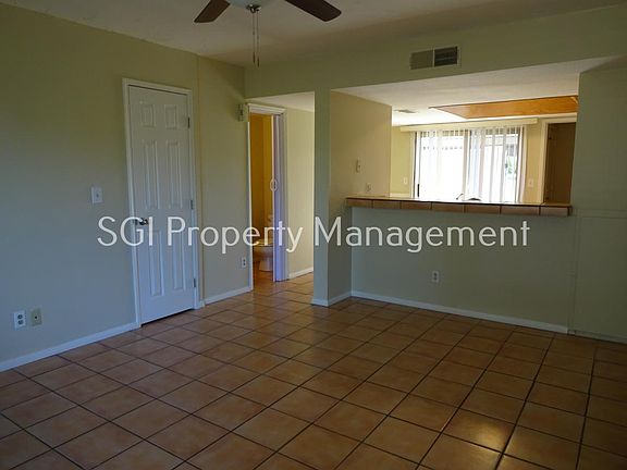 3rd image of 19601 N 7th St Unit 1055