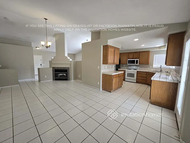 2733 Mistfull Ct — Photo 6