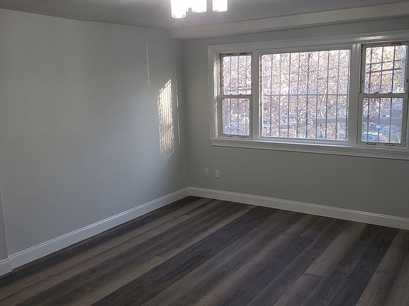 4th image of 3601 Palmer Ave Floor 1