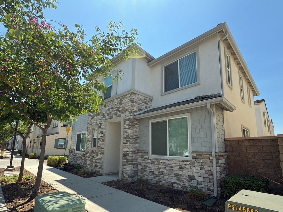 2nd image of 5327 Malibu Way