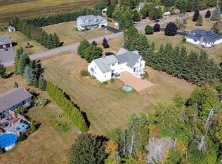 6 Fox Run Dr W, Charlottetown, PE C1E2J1