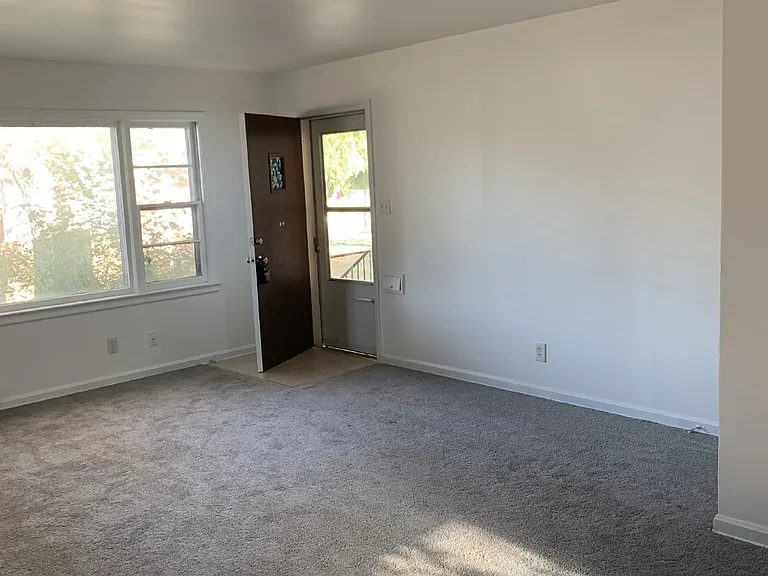 6154 E Harry St — Photo 3