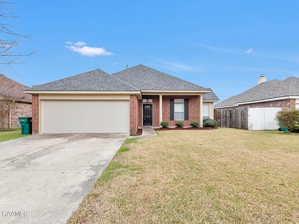 200 Pear Tree Cir, Broussard, LA 70518 | Zillow