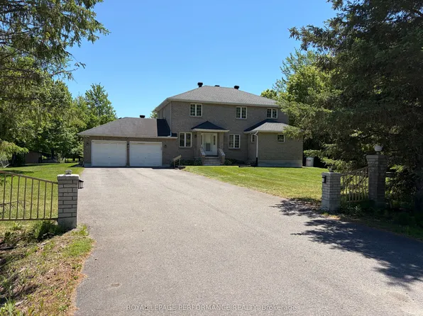 4540 Piperville Rd, Ottawa, ON K0A 1K0