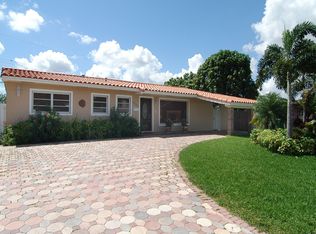 10350 SW 43rd St, Miami, FL 33165